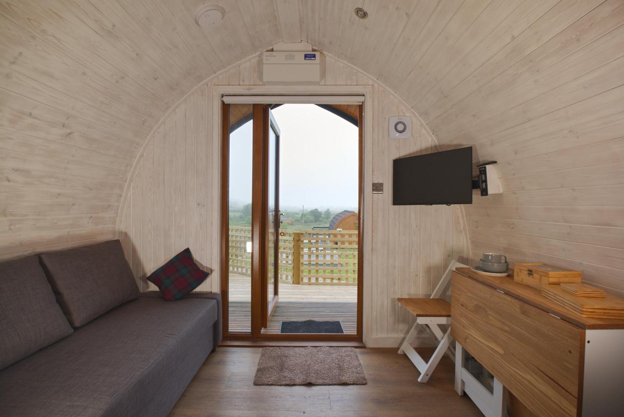 فندق North Coast 500 Pods - برورا المظهر الخارجي الصورة